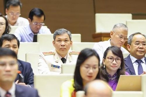 Đề xuất Quốc hội xem xét giám sát việc quản lý, sử dụng trụ sở làm việc sau sắp xếp