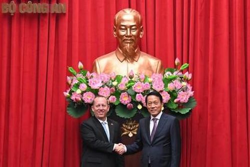 Bộ trưởng Lương Tam Quang tiếp Đại biện lâm thời Phái đoàn ngoại giao Hoa Kỳ tại Việt Nam