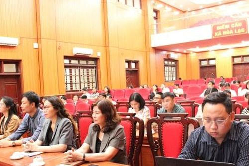 Xã Hòa Lạc: Tập huấn sử dụng nền tảng 'HanoiWork' cho cán bộ, công chức, viên chức, người lao động