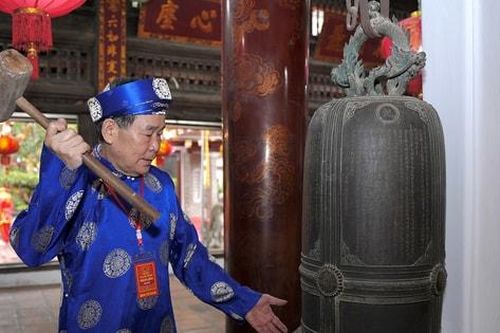 Những 'người giữ lửa' lễ hội chùa Láng