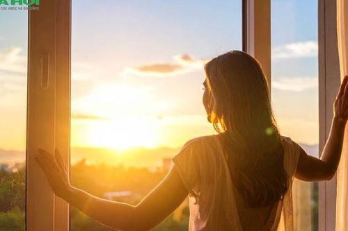 Nhiều người không biết: 6 việc làm buổi tối quyết định tâm trạng ngày hôm sau