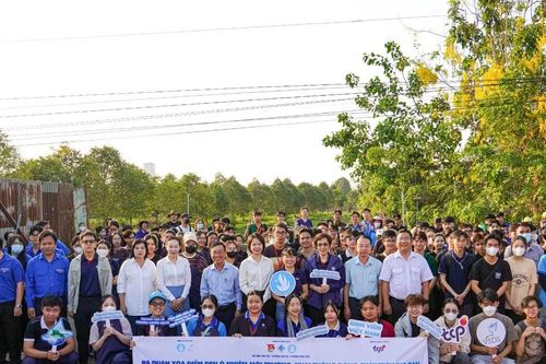 Tuổi trẻ Cần Thơ ra mắt đội hình 'Chiến binh xanh', chung tay bảo vệ nguồn nước