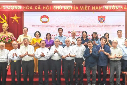 Tăng cường đoàn kết, tập hợp đồng bào Công giáo Việt Nam trong khối đại đoàn kết toàn dân tộc