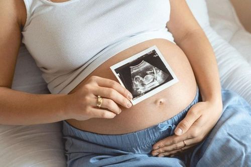Tử cung phụ nữ thay đổi thế nào trong suốt thai kỳ?