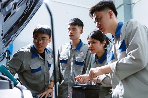 Đức hỗ trợ phục hồi công tác đào tạo nghề chất lượng cao ở miền trung sau bão