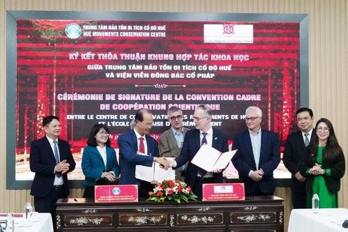 Thành phố Huế tăng cường hợp tác khoa học-văn hóa với Cộng hòa Pháp