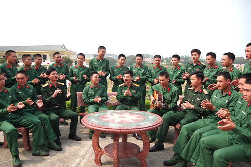 Đoàn kết, sáng tạo, viết tiếp truyền thống đơn vị anh hùng