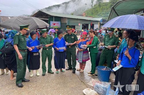 Tuyên truyền pháp luật ở xã Thàng Tín