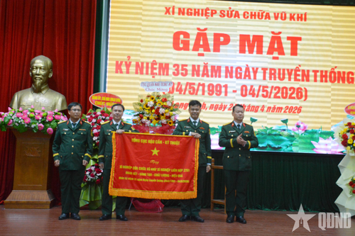 Xí nghiệp Sửa chữa Vũ khí gặp mặt kỷ niệm 35 năm Ngày truyền thống