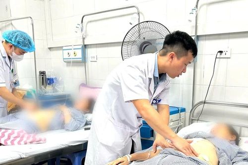 Chủ quan bệnh lý dạ dày, u ác tính tiến triển khổng lồ
