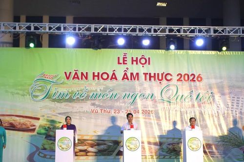 Thỏa sức thưởng thức 'món ngon quê tôi' tại Lễ hội văn hóa ẩm thực Vũ Thư