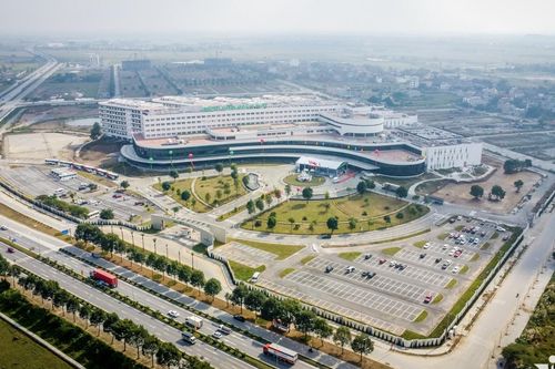 Chi tiết đề xuất mức tiền hỗ trợ bác sĩ Bệnh viện Bạch Mai, Việt Đức về cơ sở 2