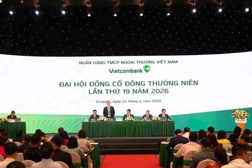 Vietcombank phát hành hơn 1 tỷ cổ phiếu, tăng vốn điều lệ