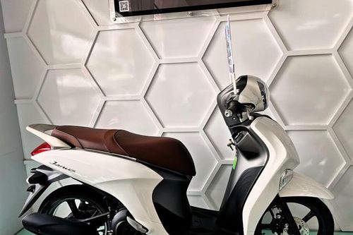 Bảng giá Yamaha Janus tháng 4/2026: Đại lý bán cao hơn đề xuất