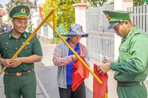 Ấm tình quân dân ở ấp Long Thạnh - TP Hồ Chí Minh