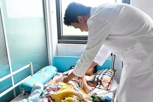 Cứu sống bệnh nhi 7 tuổi bị xoắn ruột hoại tử