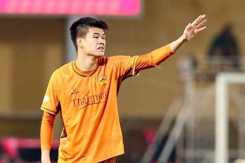Đình Triệu giúp Hải Phòng thoát thua trước HAGL