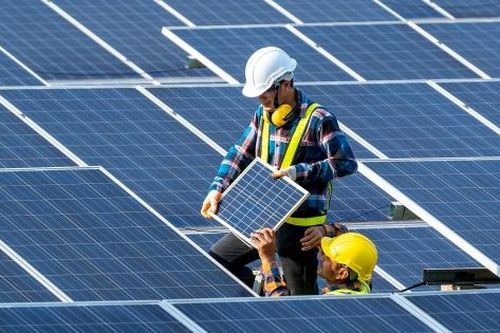 Tiết kiệm năng lượng bằng công nghệ pin lưu trữ