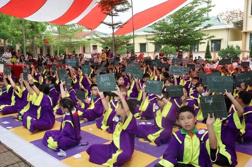 Sôi nổi chung kết cuộc thi Olympic Tiếng Anh dành cho học sinh tiểu học xã Thiệu Hóa
