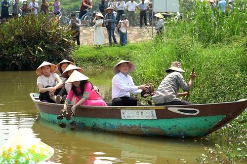 Triển vọng dự án Phụ nữ dẫn dắt sinh kế xanh từ hoa súng tại Hội An
