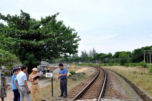 Nỗ lực đảm bảo an toàn giao thông đường sắt