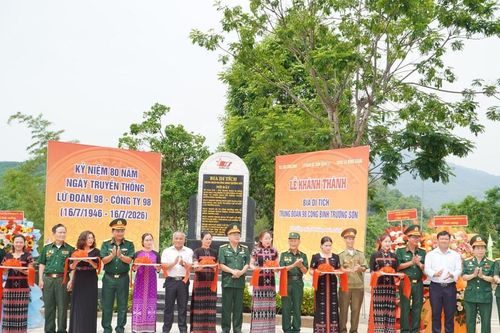Khánh thành bia di tích Trung đoàn 98 Công binh Trường Sơn tại xã Đông Giang