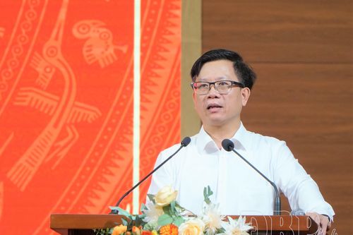 Gần 200 đại biểu tham dự lớp tập huấn công tác tổ chức xây dựng Đảng năm 2026