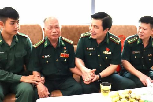 Đại tá Đoàn Văn Thái được phong anh hùng khi 3 tuổi quân