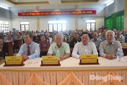 Xã Vĩnh Bình: Họp mặt kỷ niệm 51 năm Ngày Giải phóng miền Nam, thống nhất đất nước