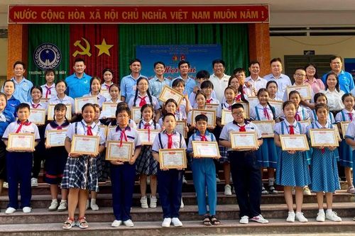 Sôi nổi hội thi Chỉ huy Đội giỏi năm học 2025-2026 tại phường Quy Nhơn và Quy Nhơn Nam
