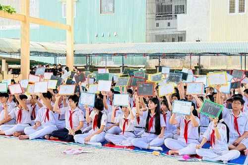 Thi 'Rung chuông vàng' tuyên truyền phòng - chống bạo lực, xâm hại trẻ em