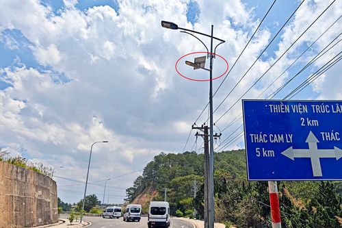 Sớm khắc phục hệ thống chiếu sáng đường vào hồ Tuyền Lâm