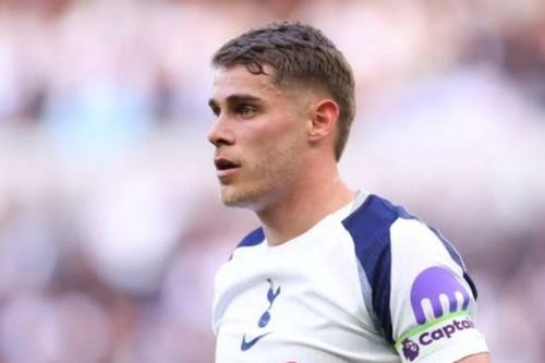 Manchester United nên từ bỏ Micky van de Ven nếu trái tim trung vệ này thuộc về Liverpool