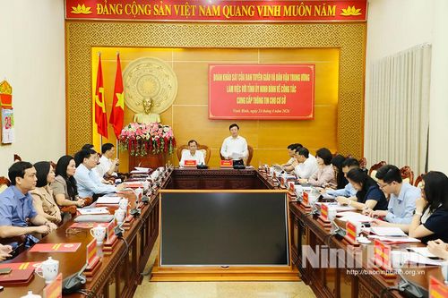 Đoàn khảo sát của Ban Tuyên giáo và Dân vận Trung ương làm việc với Tỉnh ủy Ninh Bình về công tác cung cấp thông tin cho cơ sở