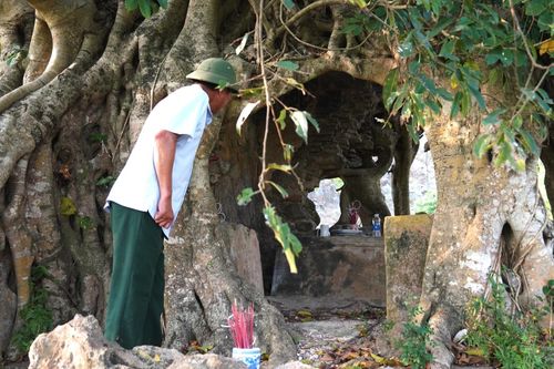 Dân gian lưu dấu Phù Đổng Thiên Vương