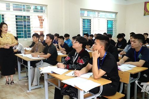 Góp phần giảm tải cho bậc trung học phổ thông