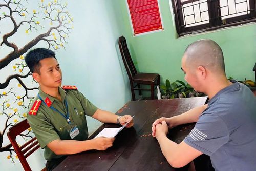 Ninh Bình khởi tố đối tượng trong đường dây 'đổ thạch' lừa đảo hơn 1 tỷ đồng online