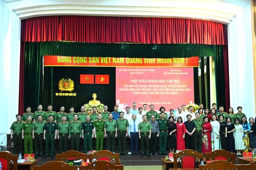 Đổi mới tuyên truyền để Văn kiện Đại hội XIV của Đảng 'thẩm thấu', lan tỏa đến mọi tầng lớp nhân dân