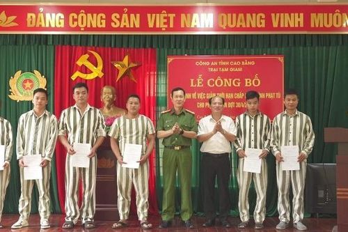 Công bố quyết định giảm thời hạn chấp hành hình phạt tù dịp 30/4