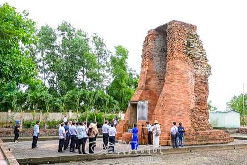 Phát huy giá trị di sản văn hoá