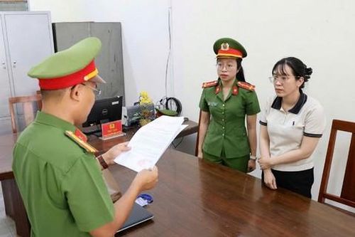 Bắt 'kiều nữ' điều hành 3 công ty trốn thuế hơn 8,6 tỷ đồng