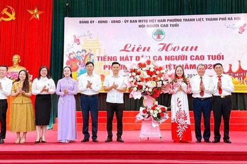 Sôi nổi Liên hoan 'Tiếng hát dân ca Người cao tuổi' phường Thanh Liệt năm 2026