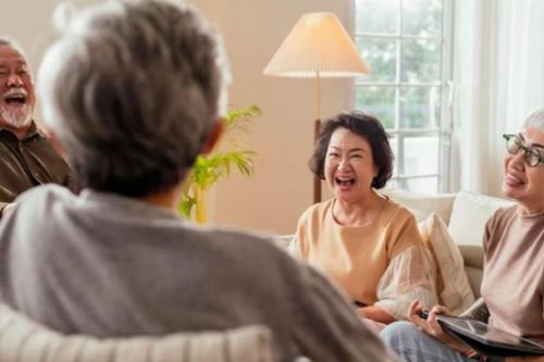 Tuổi già muốn an yên: Đừng chỉ trông chờ con cái, hãy chuẩn bị 3 điều này