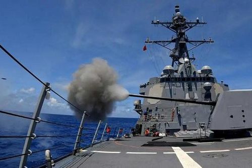 Ông Trump ra lệnh 'bắn và tiêu diệt' tất cả tàu của Iran rải thủy lôi ở eo biển Hormuz