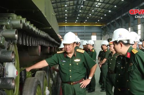 Nước ngoài ngạc nhiên khi Việt Nam chế tạo bản nâng cấp vượt trội của xe tăng PT-76