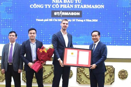 TP Hồ Chí Minh trao giấy chứng nhận đầu tư hơn 1,23 tỷ USD cho 4 dự án công nghệ cao