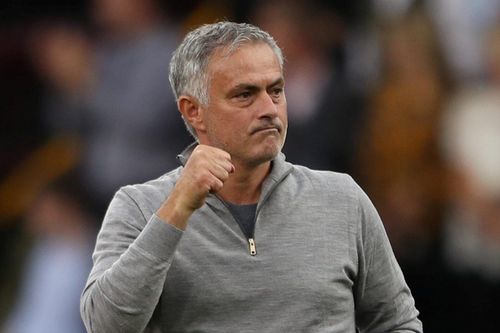 Kẽ hở giúp Mourinho trở lại Real Madrid