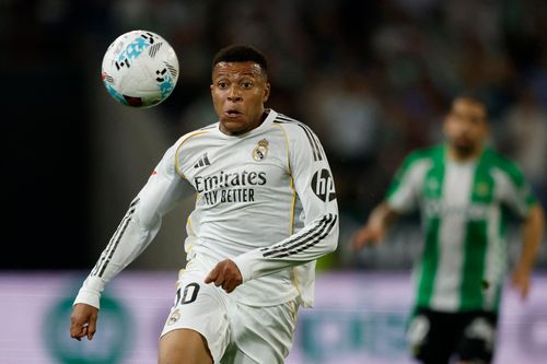 Real Madrid mất cả điểm lẫn Mbappe