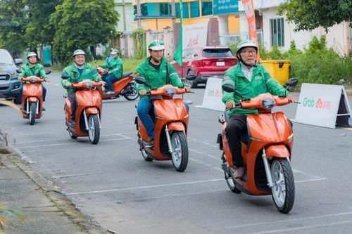 Be, Grab và các hãng taxi tại Việt Nam 'bắt tay' với xe điện nào?