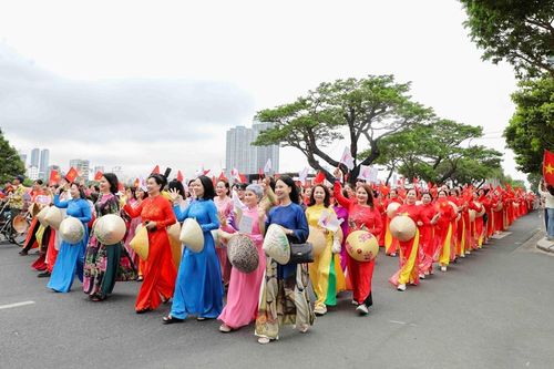 Đà Nẵng: Diễu hành áo dài quy mô lớn, lan tỏa vẻ đẹp Việt